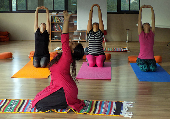 Urdhwavajrasana Pose